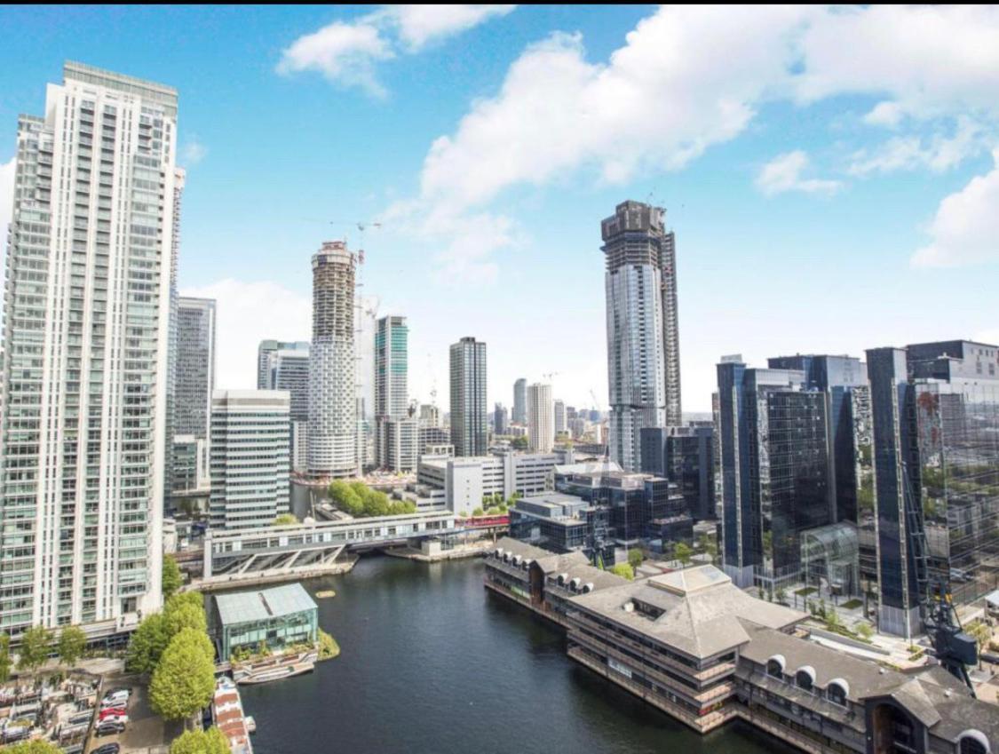 London Luxury 1 Bedroom Apartment Minutes Walk From Canary Wharf Екстериор снимка
